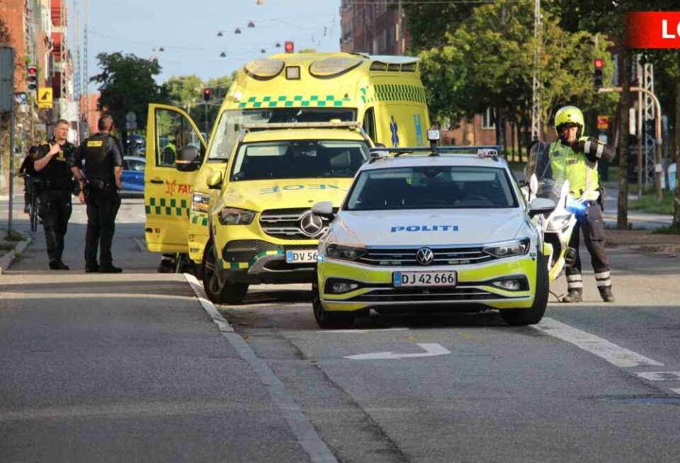 En mand er i livsfare efter fald fra en altan i Søborg tirsdag morgen.