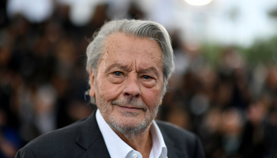 Den franske skuespiller Alain Delon var især kendt for sine gangsterroller i film som blandt andet 'Den røde cirkel' fra 1970 og 'Samuraien' fra 1967. (Arkivfoto).