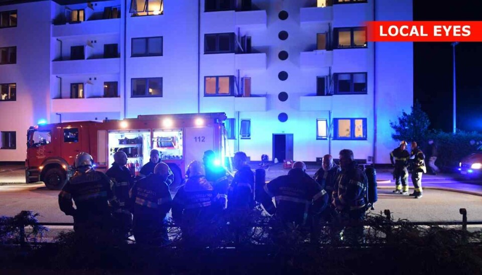 Tre personer blev i forbindelse med branden på Rimmensgade i Frederikshavn kørt på sygehuset til tjek for røgforgiftning.