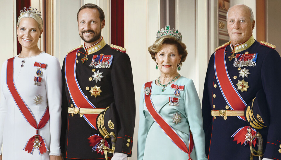 Det norske kongepar, kong Harald og dronning Sonja, samt kronprins Haakon og kronprinsesse Mette-Marit