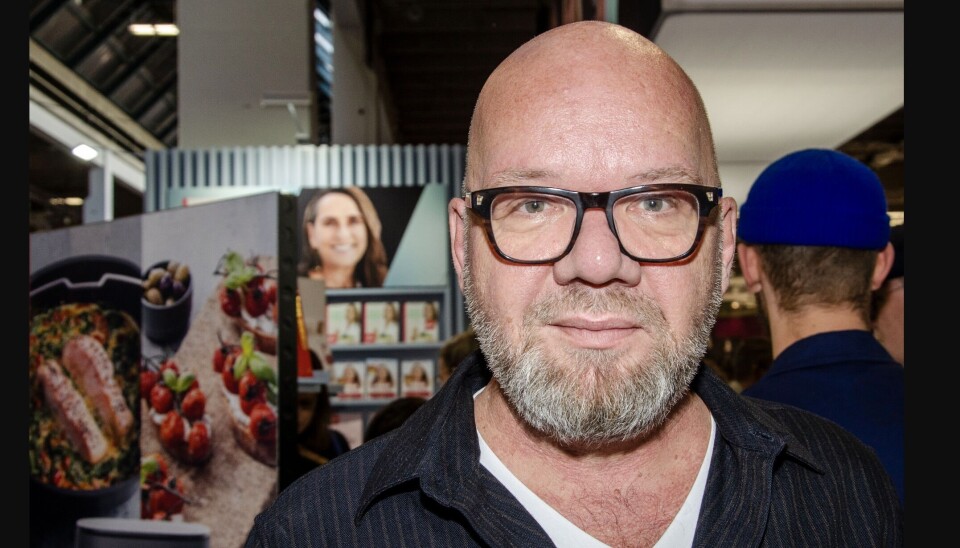 Lars Hjortshøj far igen.