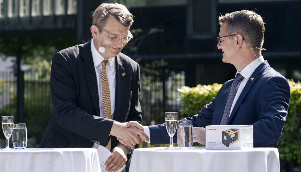 I forbindelse med en ministerrokade i sidste uge overdrog forsvarsminister Troels Lund Poulsen (V) dele af sit ressort til den nye minister for samfundssikkerhed og beredskab Torsten Schack Pedersen. (Arkivfoto).