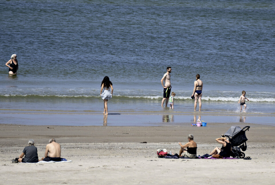 Selv om vi er midt i september, så kan dennes uges solrige vejr måske give anledning til en badetur på stranden. (Arkivfoto).