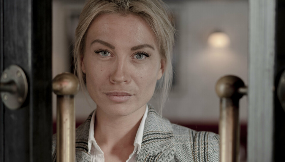 Katherine Diez har med 'I egen barm' fået debut som forfatter. Bogen kommer, i kølvandet på at hun tidligere på året blev beskyldt for at plagiere i hendes anmeldelser og klummer.