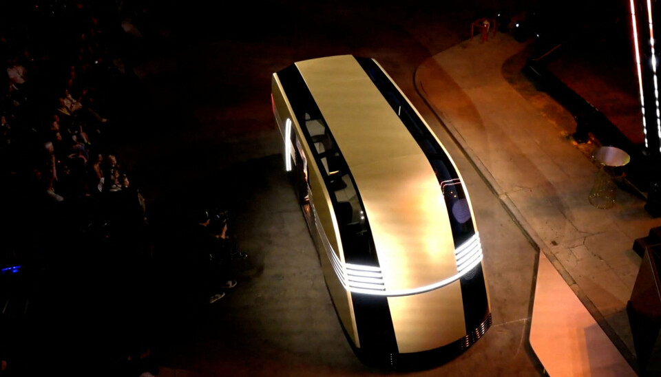 Den førerløse Robovan skal ifølge Musk kunne transportere 20 personer.
