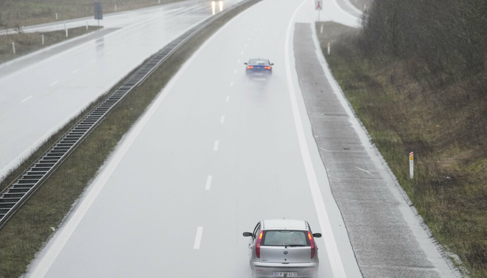 Hillerødmotorvejens forlængelse skal udbygges til en motorvej med fire spor, som her i Esbjerg. Indtil den er udbygget, bliver farten sat ned. (Arkivfoto).