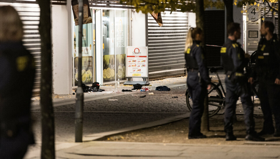 Mandag aften var der ingen anholdelser i sagen om et knivstikkeri mod to brødre.