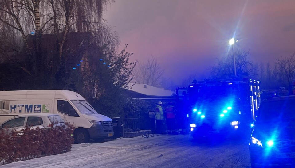 Den 84-årige mand blev fundet død, da brandvæsenet trængte ind i det brændende hus.
