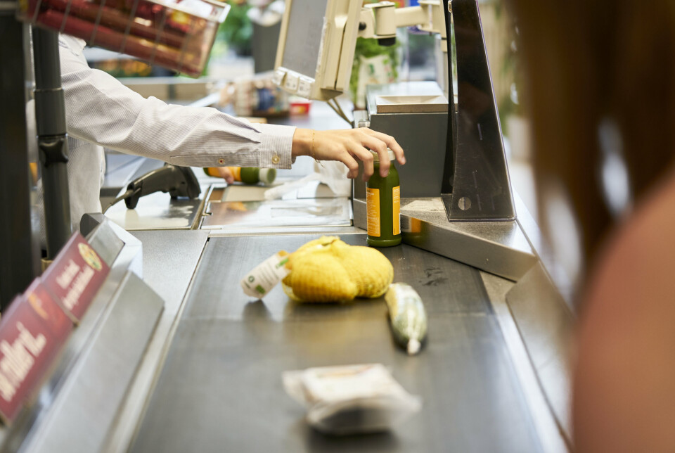 Omkring 36 procent af de danske unge mellem 13 og 17 år havde i 2022 et lønnet fritidsjob. Det er særligt supermarkeder og varehuse, der beskæftiger unge fritidsjobbere. (Arkivfoto).