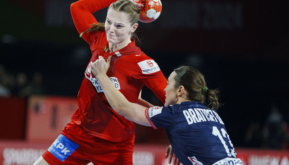 Anne Mette Hansen kæmpede forgæves i EM-finalen, som Danmark tabte til Norge.