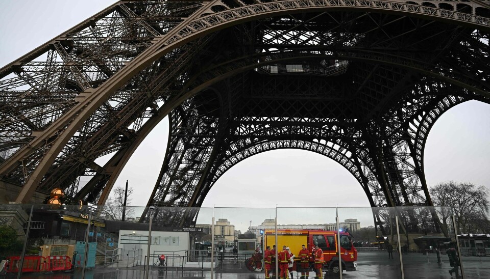 Brandfolk er ankommet til det populære tårn