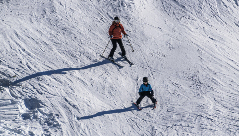 Inden skiferien er det en god idé at tjekke op på, om din rejseforsikring dækker denne form for ferie. Nogle selskaber kræver, at man tegner en udvidelse af rejseforsikringen, fortæller Anne Garde Slothuus, der er forsikringsekspert i Forsikringsoplysningen.