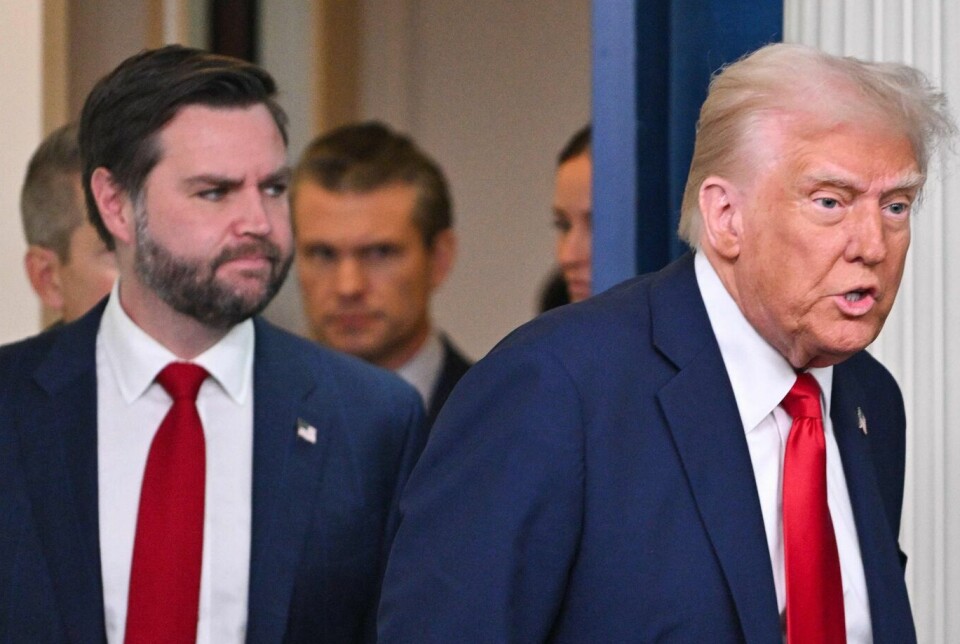 Donald Trumps vicepræsident J.D. Vance kommer nu med et hårdt angreb på Danmark.