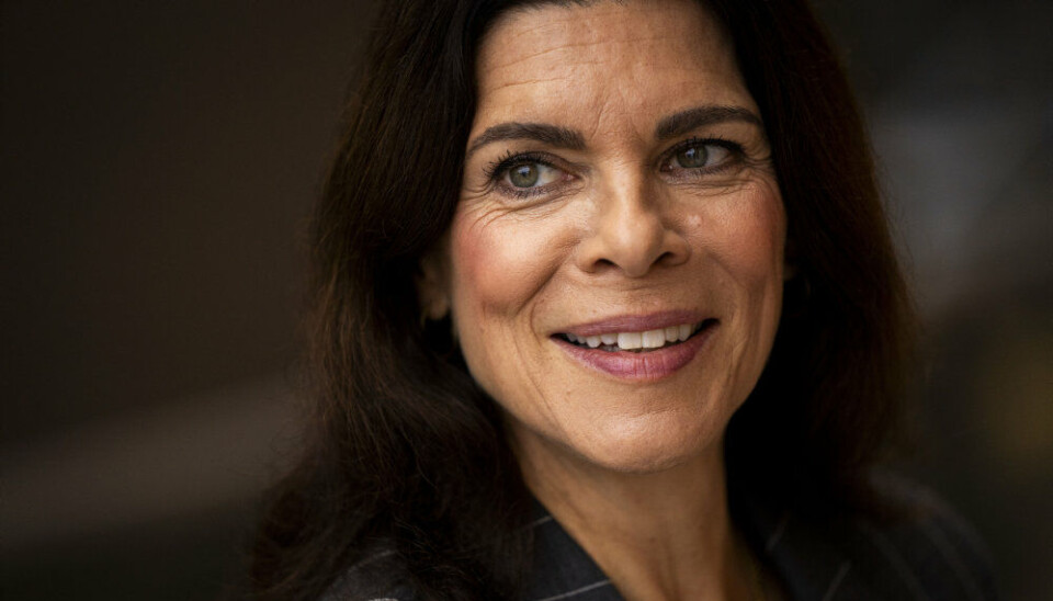 Privat er skuespilleren Ellen Hillingsø selv gift med virksomhedschef Christoffer Castenskiold.