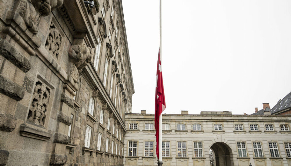 Folketinget har nu indført et decideret forbud mod at bruge kinesiske Deepseek på de udleverede enheder.