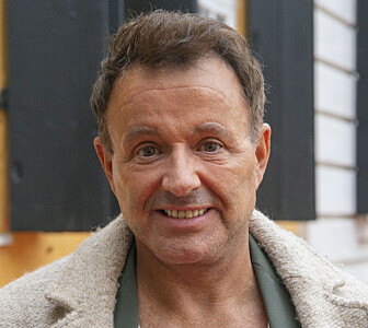 Sender sviner  til fyret  radiovært