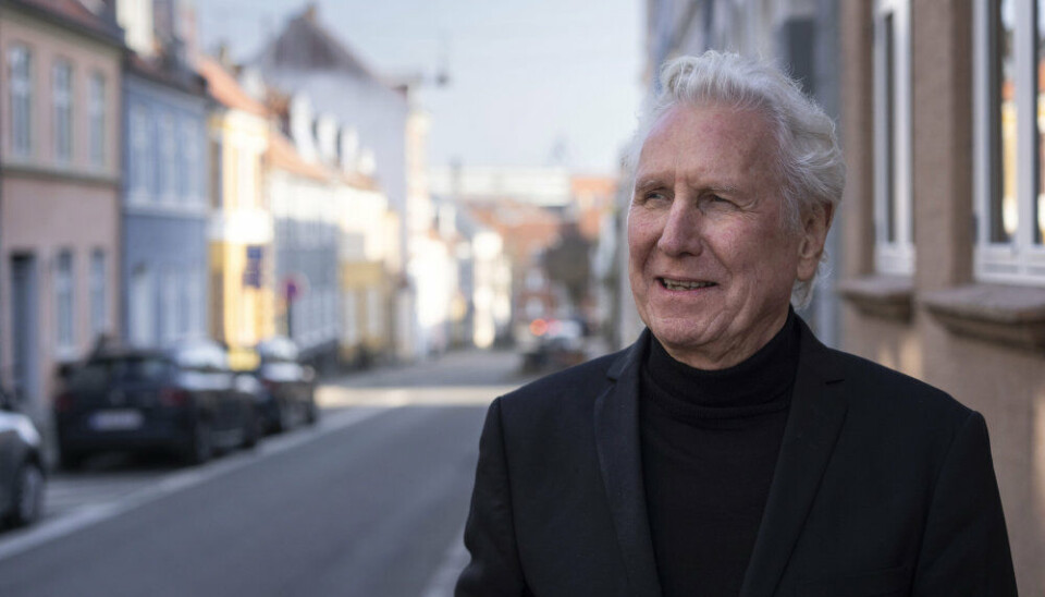 tv-2's nye album, 'Som om vi ikke har mere at sige', er den første plade med nyt materiale siden 2018, for der kom en coronakrise i vejen. - At sidde og være bange var ikke et kreativt rum, jeg kunne bruge til noget. Frygt har aldrig været en drivkraft for mig, og ligesom alle andre havde jeg nok at gøre med at få livet til at hænge sammen, siger Steffen Brandt.