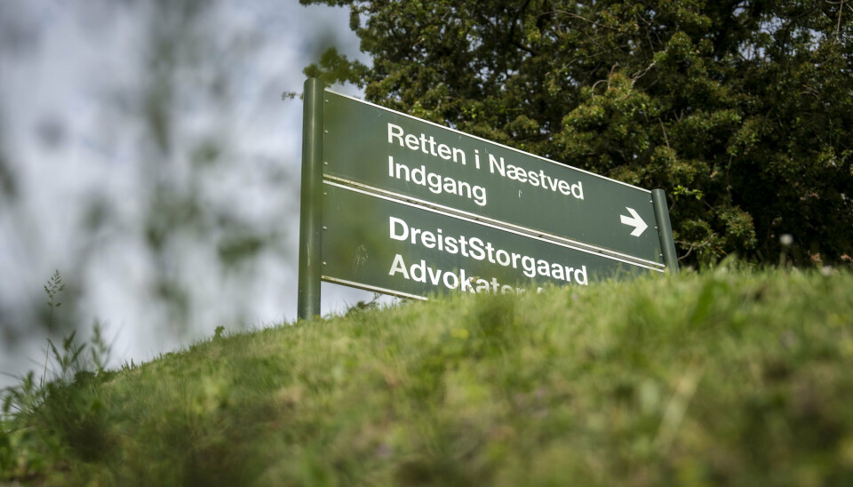 En dommer i Retten i Næstved skal torsdag beslutte, om en 19-årig mand skal varetægtsfængsles. Han sigtes for voldtægt af barn under 12 år. (Arkivfoto).