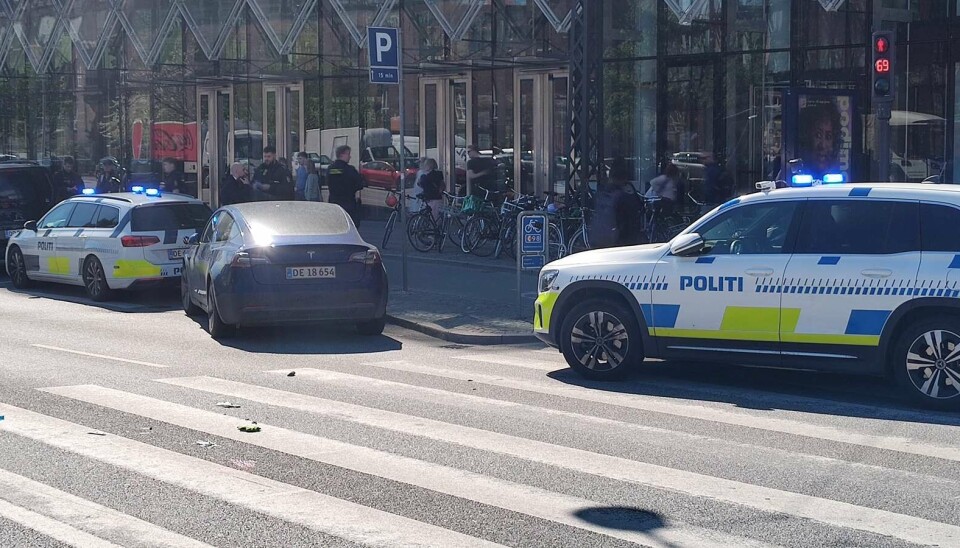 En cyklist er kommet til skade efter en trafikulykke ved Rådhuspladsen i København torsdag middag.