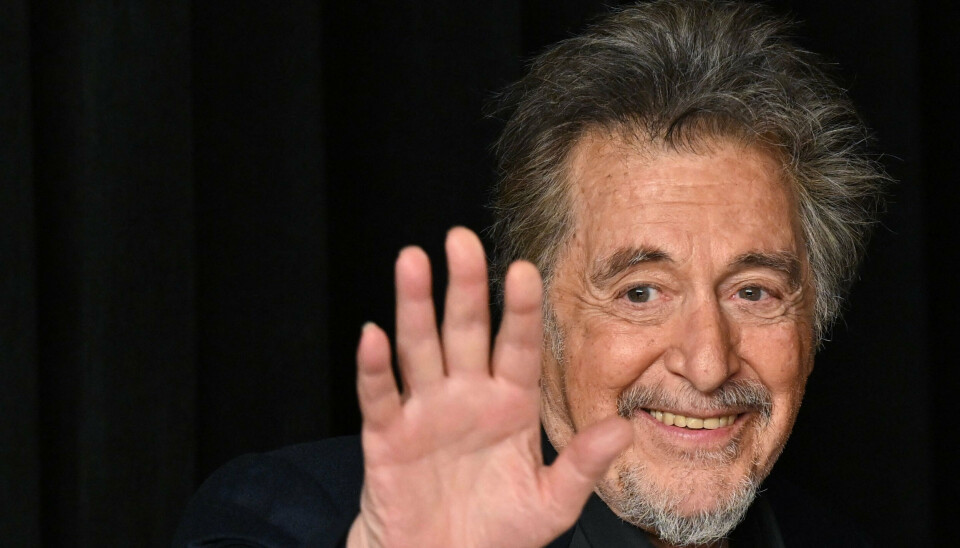 Al Pacino, der her ses ved oscaruddelingen i 2024, har i løbet af sin mere end fem årtier lange karriere været med i mange store og anmelderroste film. Fredag den 25. april fylder han 85 år.
