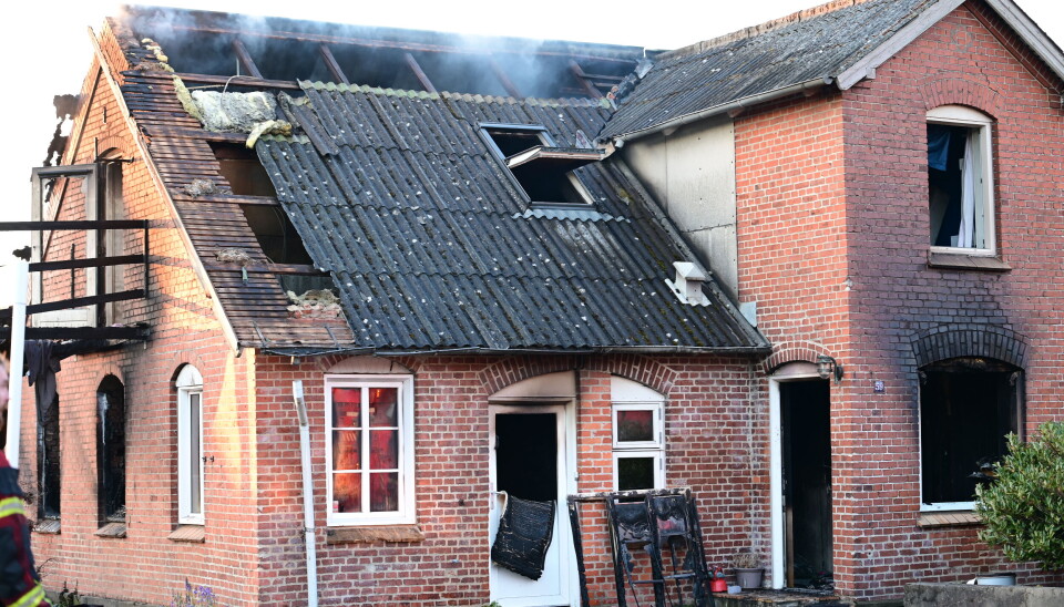 Huset er ubeboeligt efter branden.