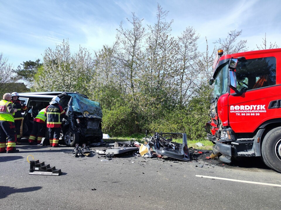 Et forældrepar mistede livet, mens et spædbarn overlevede.