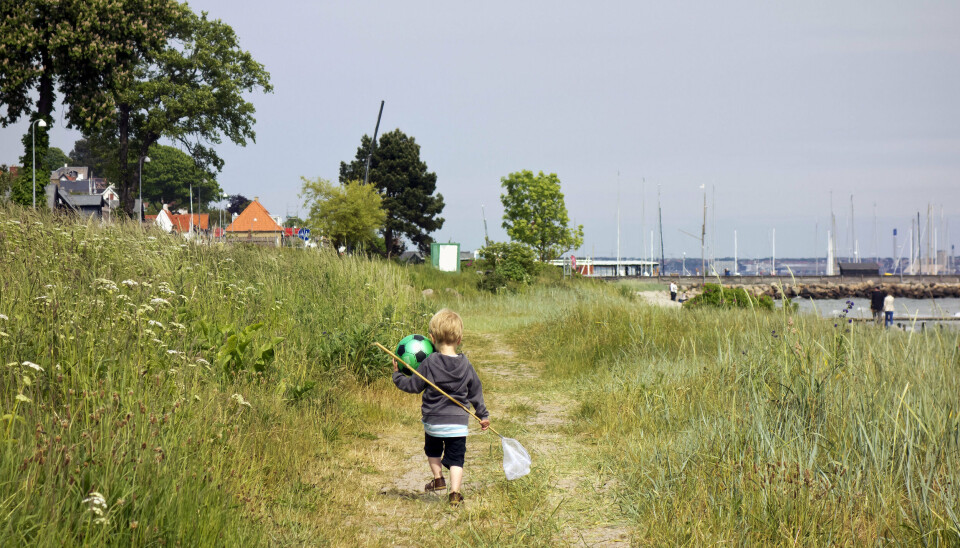 Temperaturen vil i weekenden ligge på 12 til 17 eller 18 grader - dog kan det nogle steder bliver køligere. (Arkivfoto).