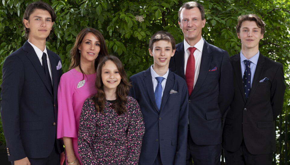 Prins Joachim, her sammen med prinsesse Marie og deres to fælles børn, grev Henrik og komtesse Athena, samt grev Nikolai og grev Felix som prinsen har fra sit ægteskab med grevinde Alexandra.