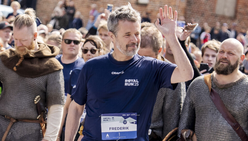 Kong Frederik ses her kort før starten på One Mile-distancen i Ribe.