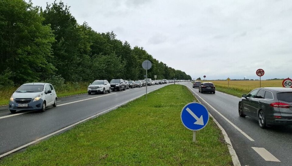 Forældre, der henter deres børn hjem fra Roskilde Festival, giver et klækkeligt bidrag til citronmånerne hos Midt- og Vestsjællands Politi.