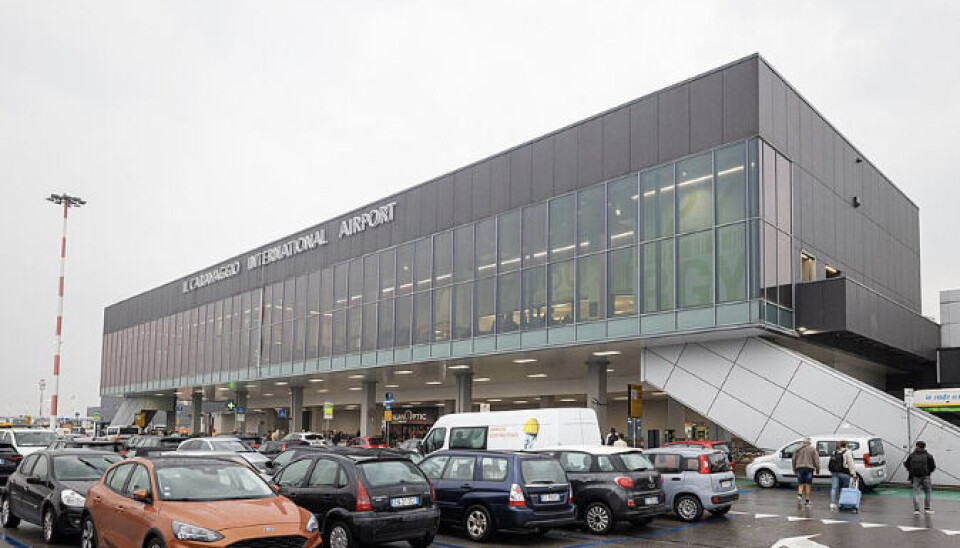 Ulykken skete i Bergamo lufthavnen i Italien.