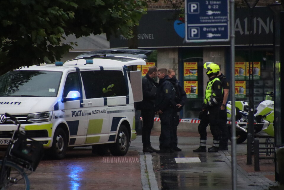 Politiet er lige nu massivt til stede.