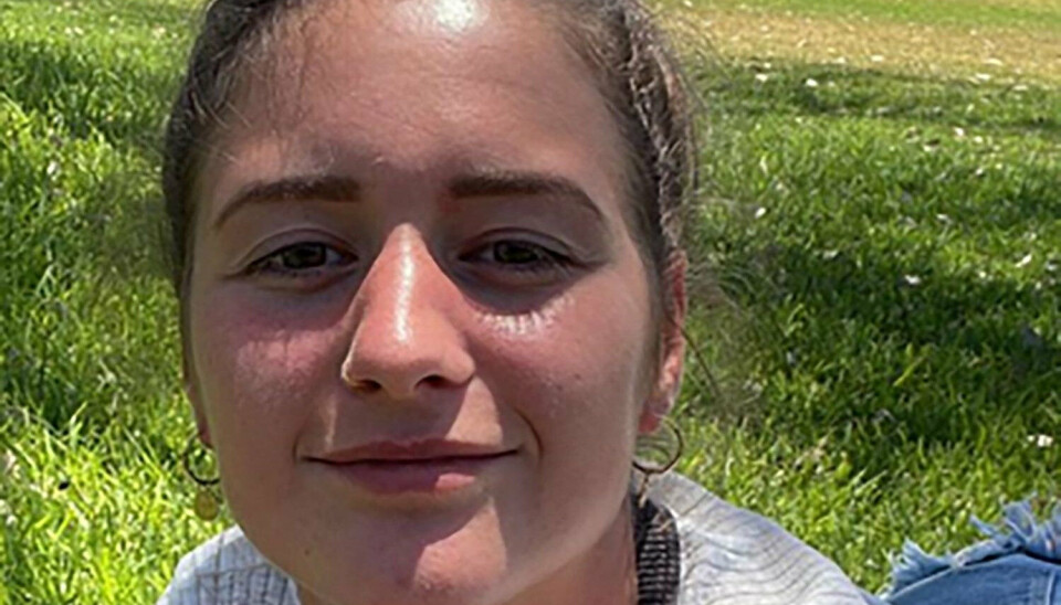 26-årige Carolina Wilga blev eftersøgt med dette foto, da hun overlevede 11 dage i den vestaustralske vildmark.