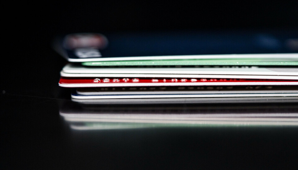 Selv om der er nedbrud, har butikker mulighed for at tage imod offline-betaling af flere typer af betalingskort. (Arkivfoto).