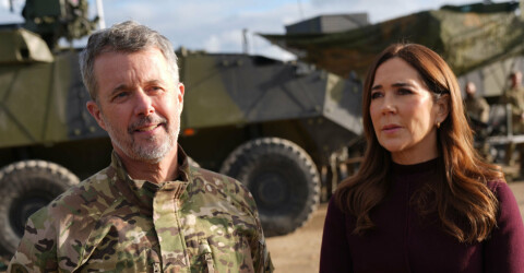 Kongen mærker alvoren tæt på