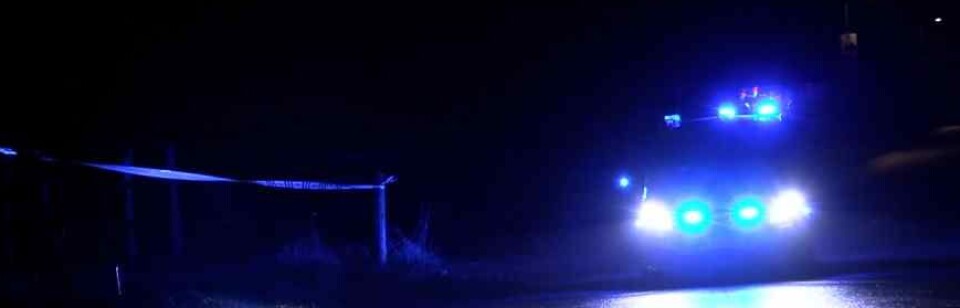 Død person fundet i udbrændt køretøj