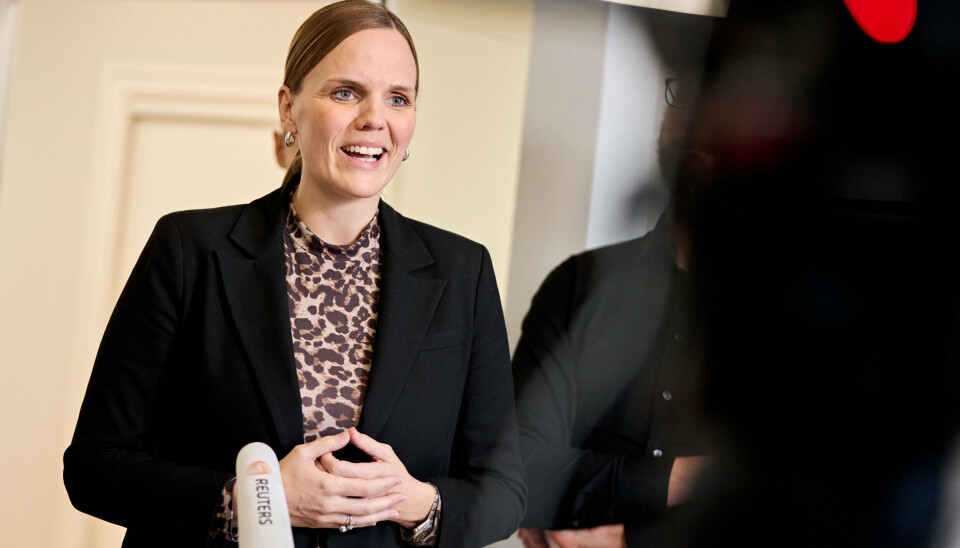 Digitaliseringsminister Caroline Stage (M) skal ikke lede et rådsmøde i Bruxelles, som led i Danmarks EU-formandskab. Hendes læge har frarådet flyvning under hendes graviditet. (Arkivfoto).