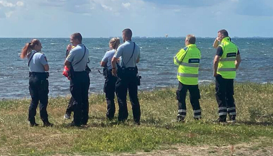 Politi og redning er på stedet. Politi og redning er på stedet.