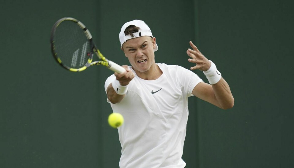 Holger Rune er som den første danske herrespiller i 57 år klar til fjerde runde af Wimbledon.