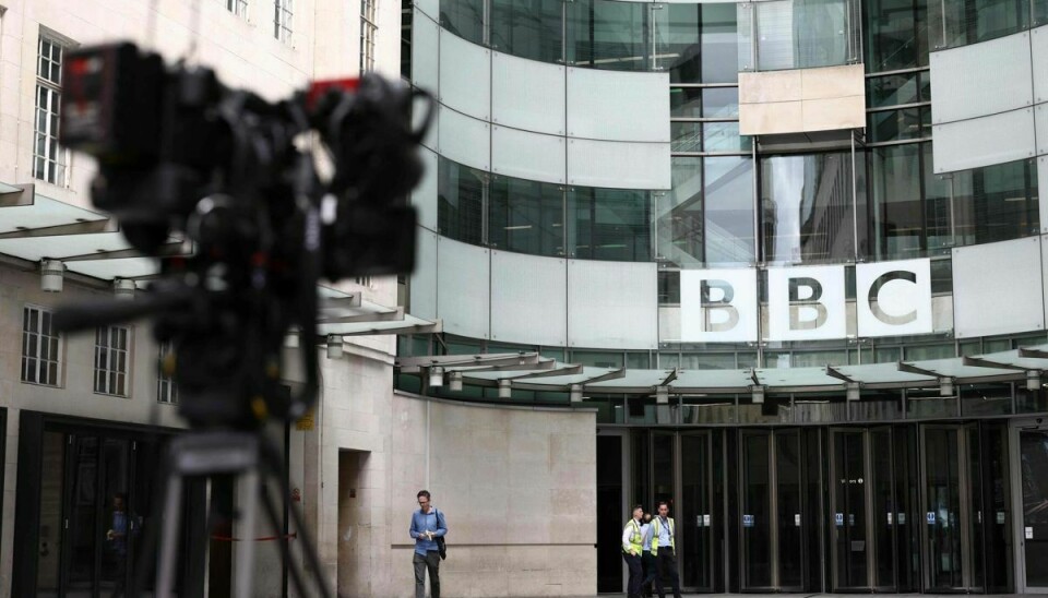 En BBC-vært har betalt over 35.000 pund - tilsvarende over 300.000 kroner - til en person på 17 år for seksuelle billeder. Det skrev den britiske avis, The Sun, i fredags. (Arkivfoto).