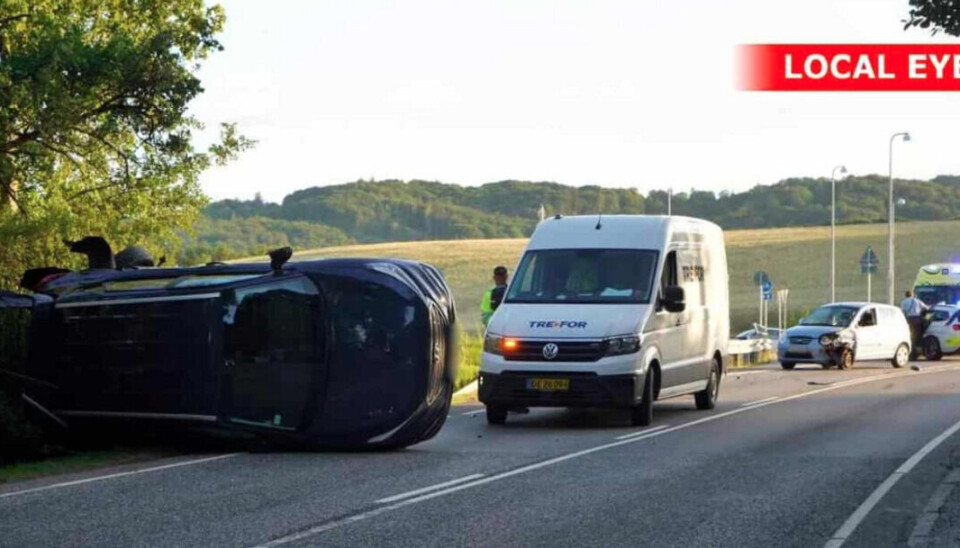 Mandens kørekort var inddraget. Mandens kørekort var inddraget.