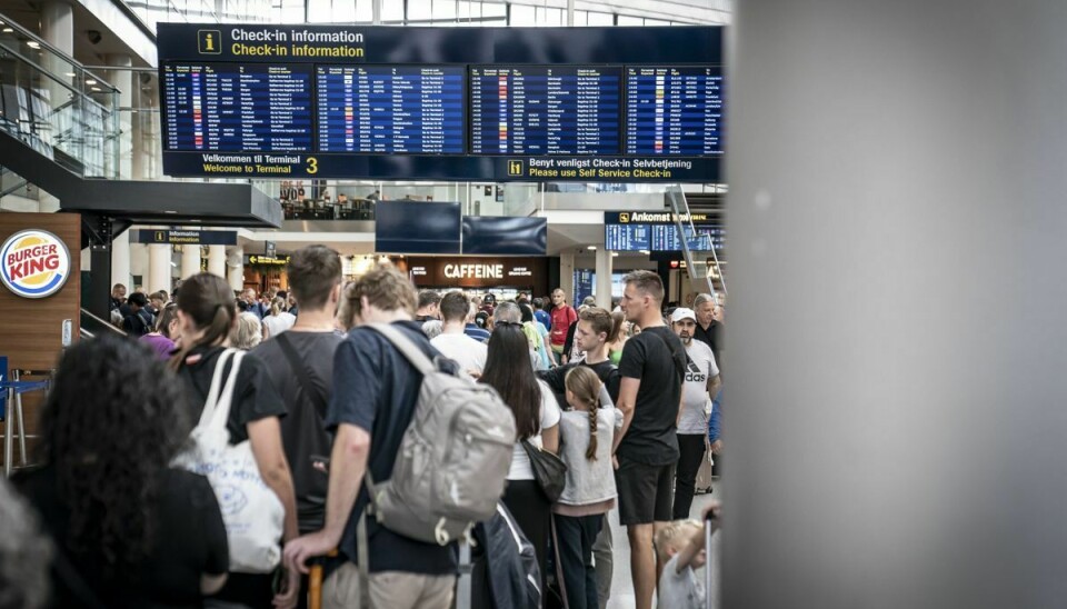 I Københavns Lufthavn forbereder de sig på en travl sommer, hvor der de travleste dage vil være næsten 100.000 rejsende gennem lufthavnen. (Arkivfoto).
