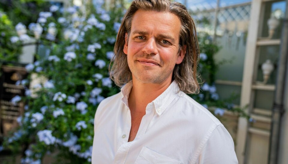 Carsten Svendsen har især optrådt på de skrå brædder. I foråret kunne skuespilleren dog ses i bedste sendetid på TV 2 i rollen som revykoryfæet Claus Ryskjær i dramaserien 'Dansegarderoben'. (Arkivfoto). Carsten Svendsen har især optrådt på de skrå brædder. I foråret kunne skuespilleren dog ses i bedste sendetid på TV 2 i rollen som revykoryfæet Claus Ryskjær i dramaserien 'Dansegarderoben'. (Arkivfoto).