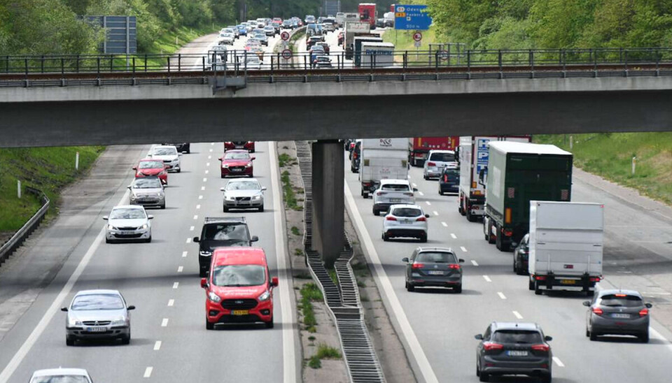 Der er 19 kilometer kø på Fynske Motorvej ind mod Odense fra vest.