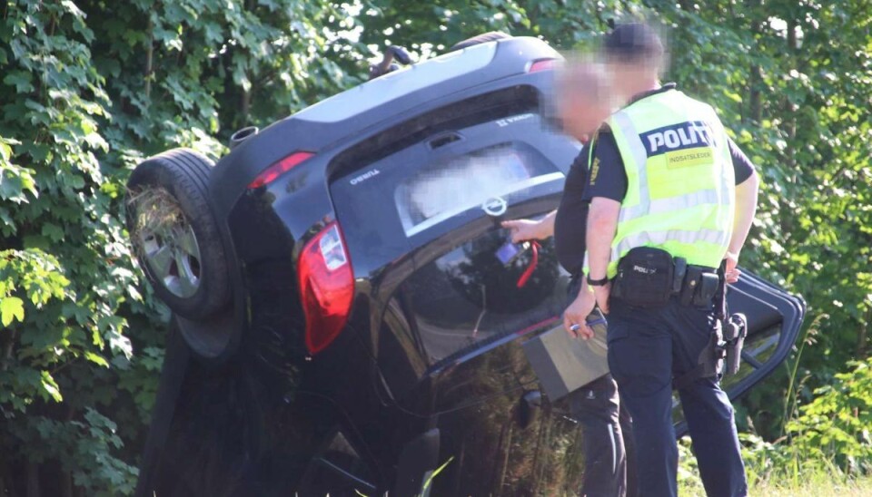 En person svæver mellem liv og død efter ulykken.