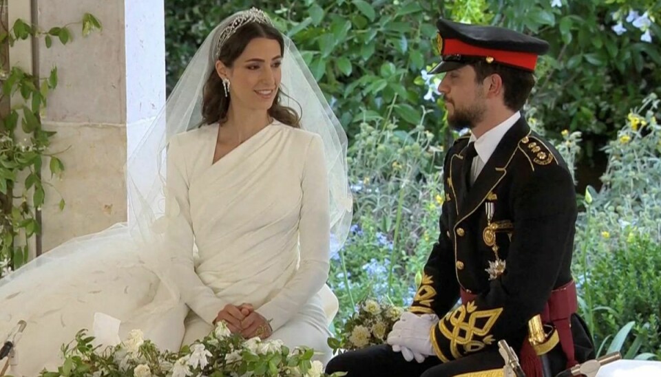 Det nygifte par, kronprins Hussein og Rajwa Al Saif.