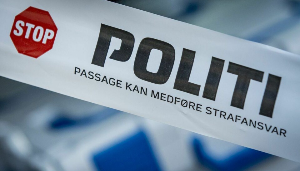Politiet har afspærret dele af Østerbrogade i København.