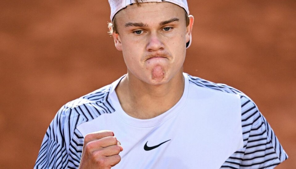 Holger Rune er klar til tredje runde af French Open. Holger Rune er klar til tredje runde af French Open.