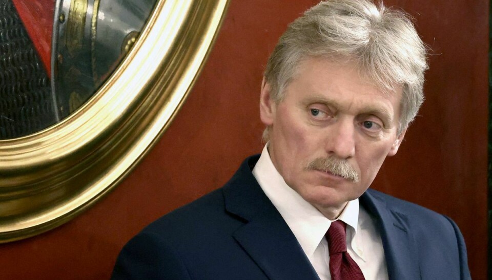 Putins talsmand Dmitrij Peskov har ladet sig interviewe til bosnisk tv. Og det er der kommet et festfyrværkeri af løgne ud af.