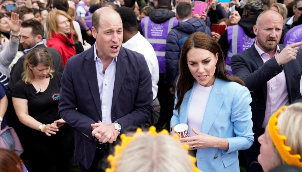 William og Kate blev gift trods den noget skuffende gave. William og Kate blev gift trods den noget skuffende gave.